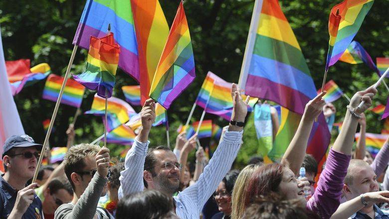17 мая – международный день борьбы с гомофобией, бифобией и трансфобией | АБФ Беларусь